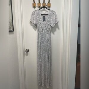 NWT Nest style & design Floral Dress